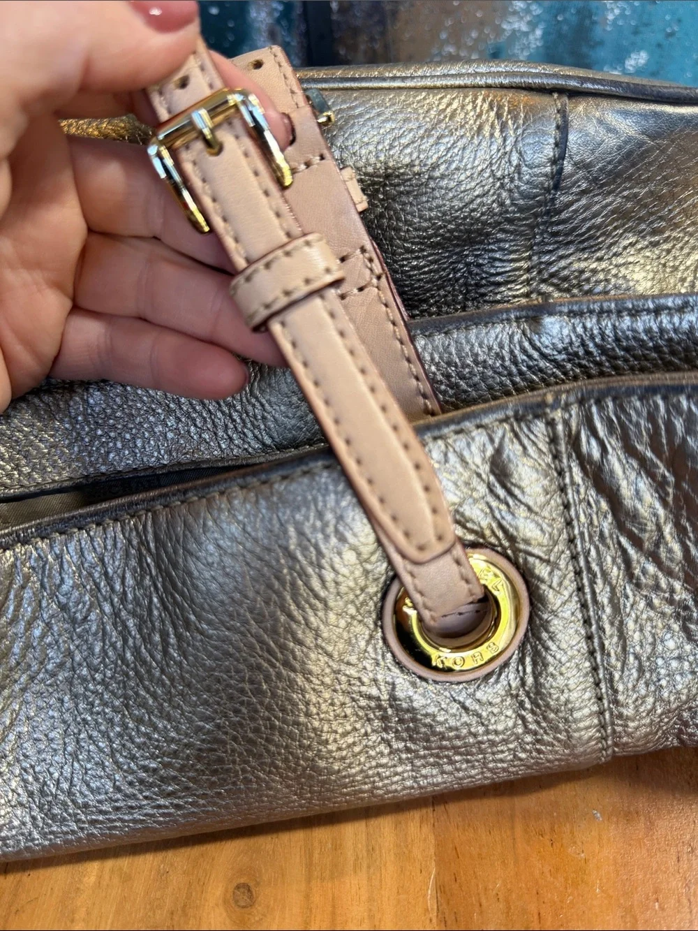 MICHAEL Michael Kors Quiet Luxury Metallic Pewter Leather Pocket Tote GUC